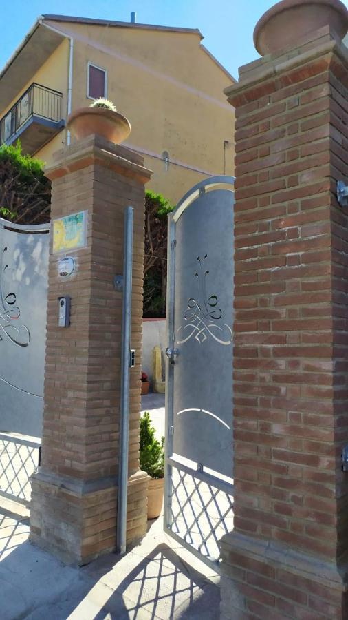 Affittacamere Sole E Luna Vatolla Esterno foto